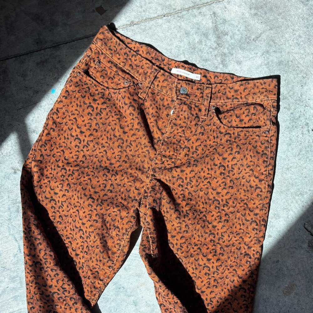 Levis Cheetah print courduroy wedie straight pant